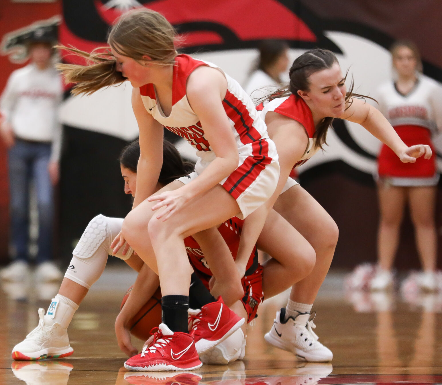 1-14-22 Pleasanton at Amherst girls basketball (10 of 21).jpg